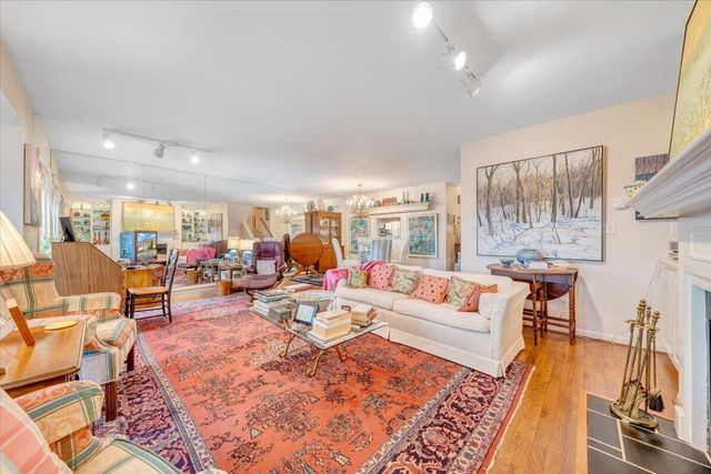 4923 Hunting Hills CT, Roanoke, VA 24018