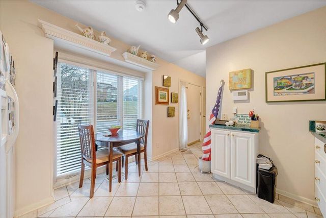 4923 Hunting Hills CT, Roanoke, VA 24018