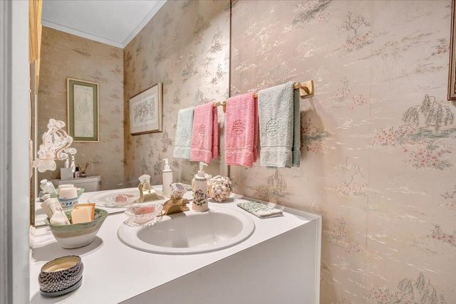 4923 Hunting Hills CT, Roanoke, VA 24018