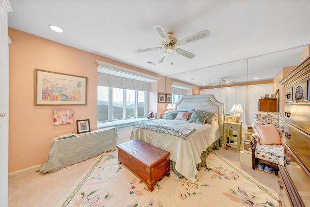 4923 Hunting Hills CT, Roanoke, VA 24018