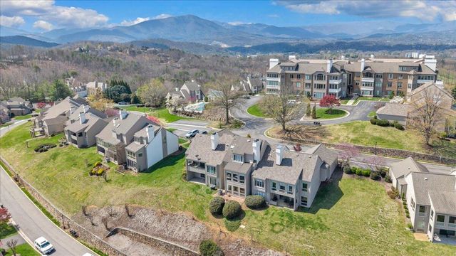 4923 Hunting Hills CT, Roanoke, VA 24018
