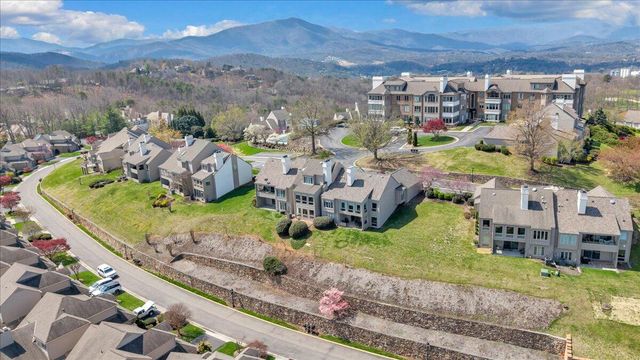 4923 Hunting Hills CT, Roanoke, VA 24018