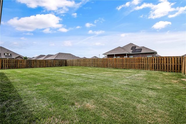 971 Redfree Drive, Bentonville, AR 72712