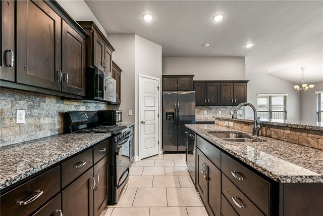 971 Redfree Drive, Bentonville, AR 72712