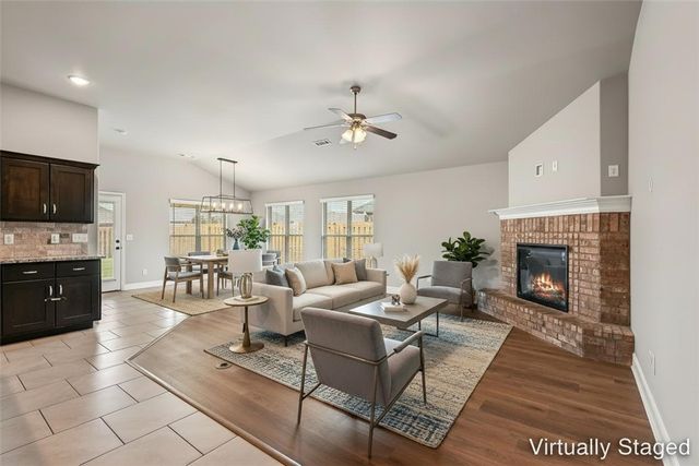 971 Redfree Drive, Bentonville, AR 72712