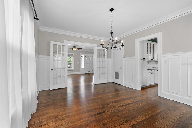 134 22ND AVENUE N, St Petersburg, FL 33704