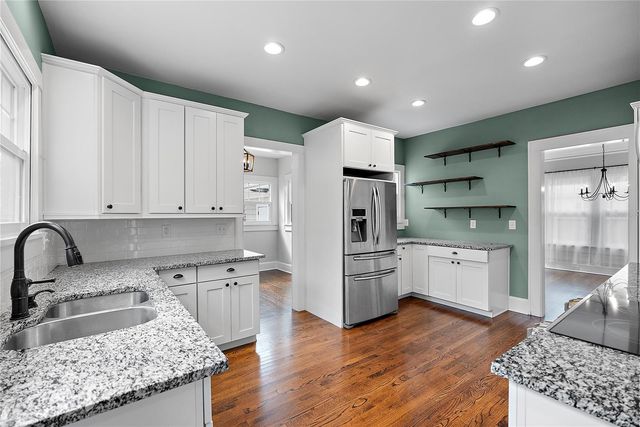 134 22ND AVENUE N, St Petersburg, FL 33704