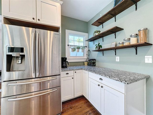 134 22ND AVENUE N, St Petersburg, FL 33704