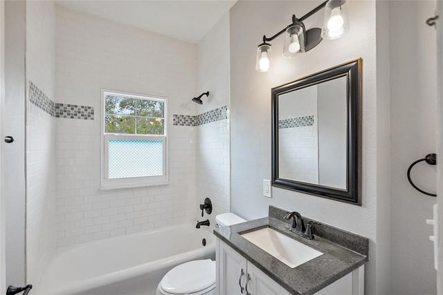 134 22ND AVENUE N, St Petersburg, FL 33704