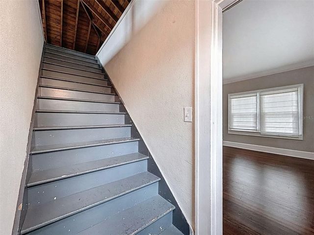 134 22ND AVENUE N, St Petersburg, FL 33704