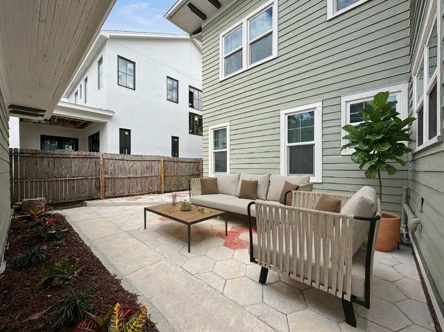 134 22ND AVENUE N, St Petersburg, FL 33704