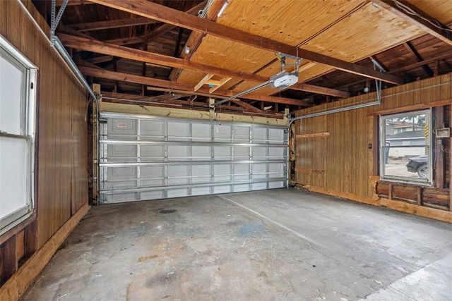 134 22ND AVENUE N, St Petersburg, FL 33704