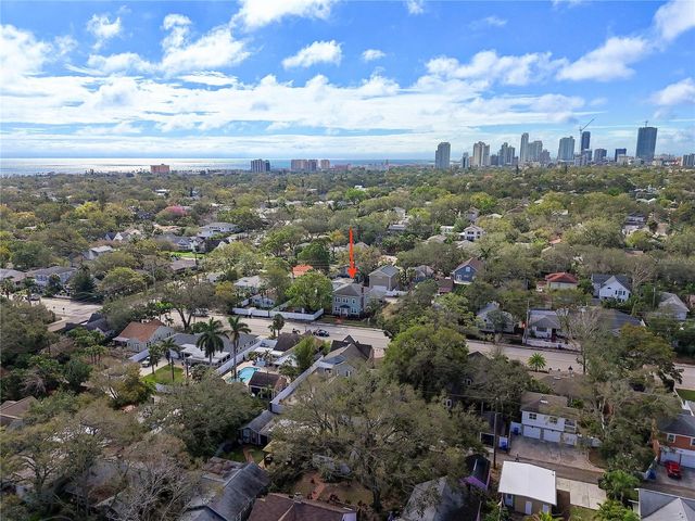 134 22ND AVENUE N, St Petersburg, FL 33704