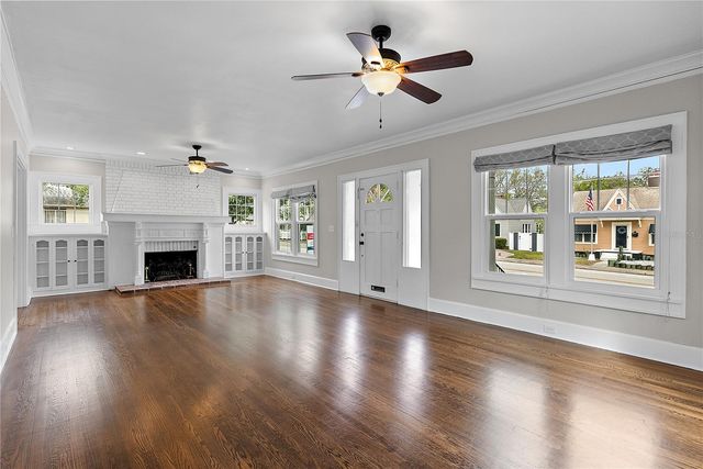 134 22ND AVENUE N, St Petersburg, FL 33704