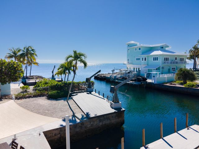 1202 Mockingbird Road, Key Largo, FL 33037