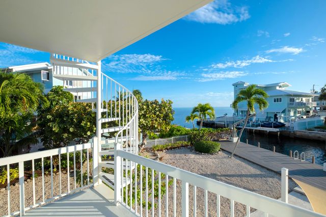 1202 Mockingbird Road, Key Largo, FL 33037