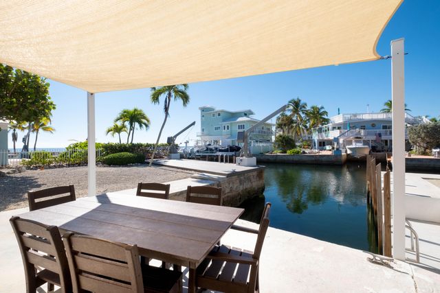 1202 Mockingbird Road, Key Largo, FL 33037