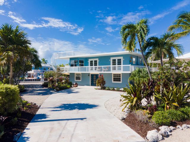 1202 Mockingbird Road, Key Largo, FL 33037