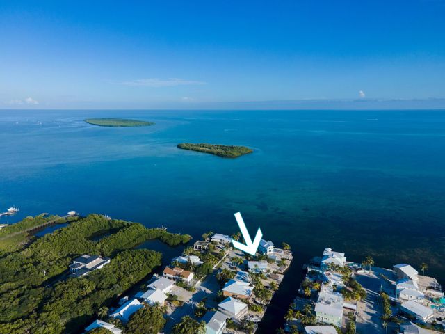 1202 Mockingbird Road, Key Largo, FL 33037