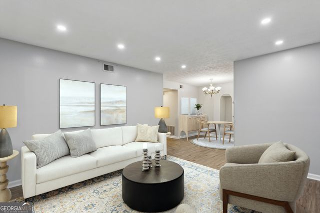 1308 Natchez Trace, Atlanta, GA 30350