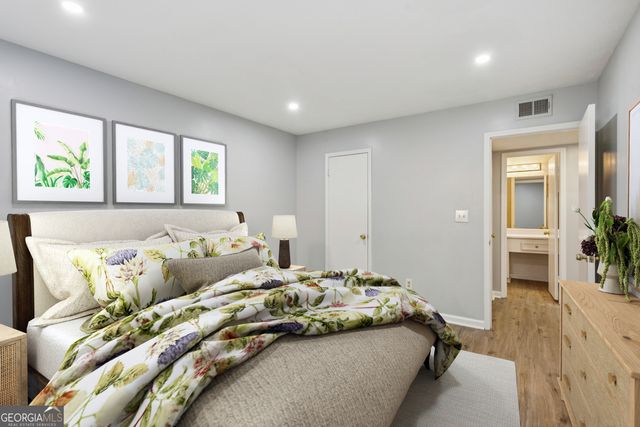 1308 Natchez Trace, Atlanta, GA 30350