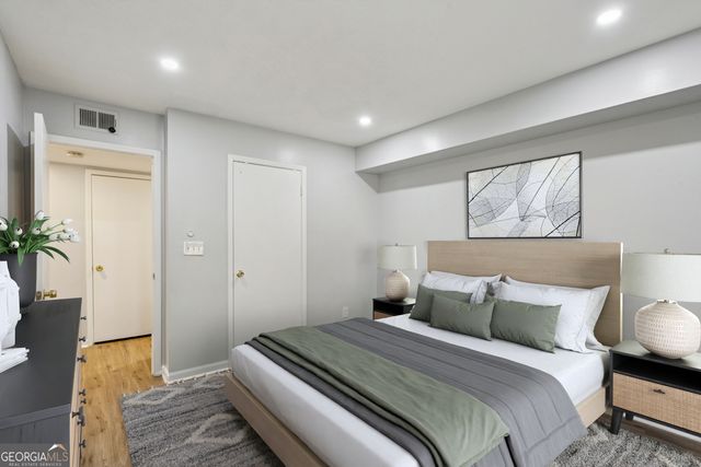 1308 Natchez Trace, Atlanta, GA 30350