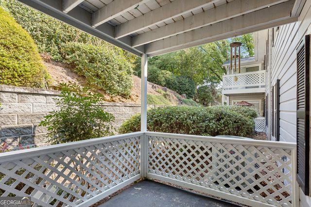 1308 Natchez Trace, Atlanta, GA 30350