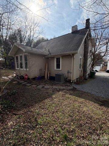 46 Mount Clare Avenue, Asheville, NC 28801