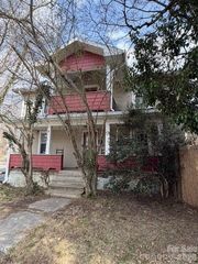 46 Mount Clare Avenue, Asheville, NC 28801