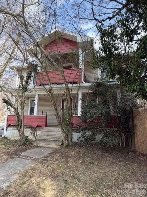 46 Mount Clare Avenue, Asheville, NC 28801