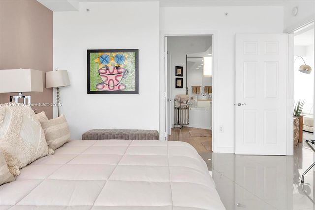 3370 HIDDEN BAY DR 2210, Aventura, FL 33180