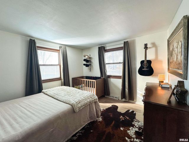 2708 S Daycor Divide, Peoria, IL 61607