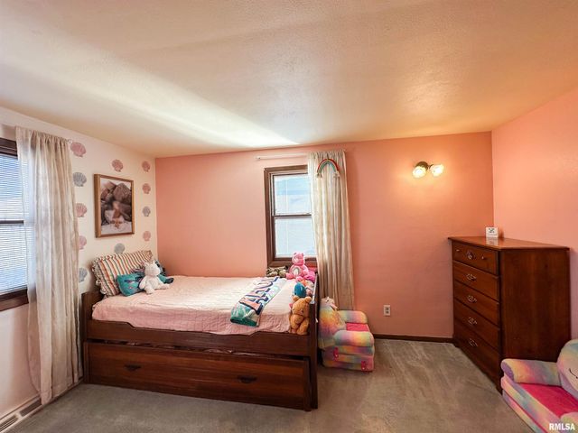 2708 S Daycor Divide, Peoria, IL 61607