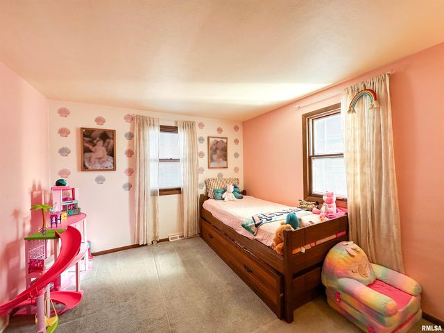 2708 S Daycor Divide, Peoria, IL 61607