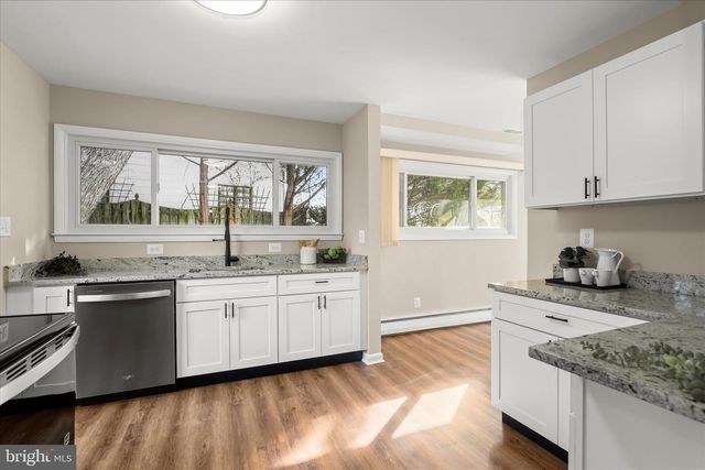 16 WILELINOR DR, Edgewater, MD 21037