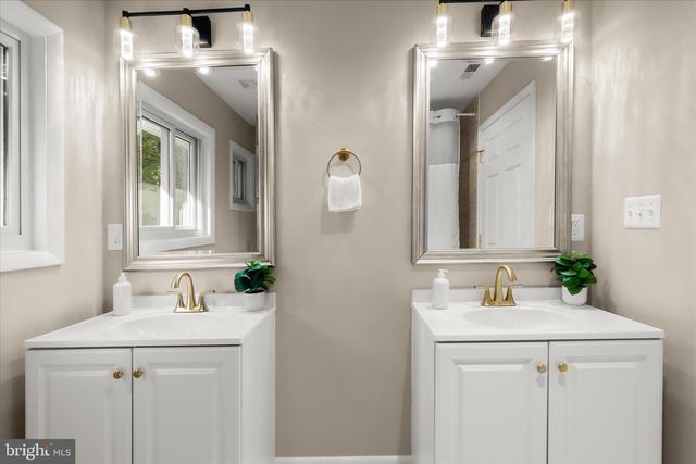 16 WILELINOR DR, Edgewater, MD 21037