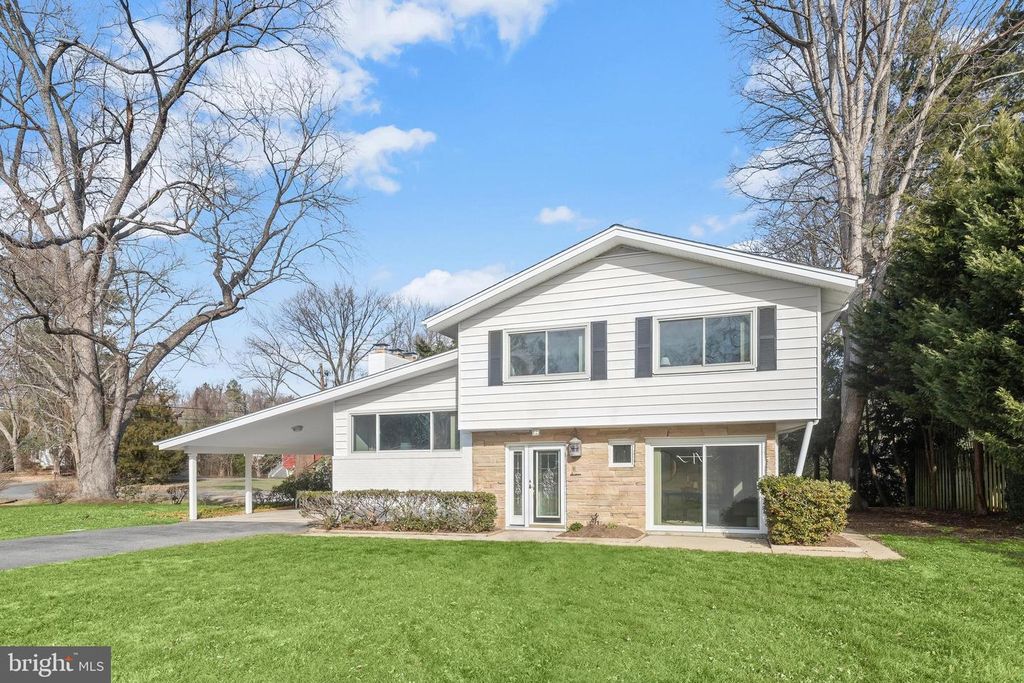 16 WILELINOR DR, Edgewater, MD 21037