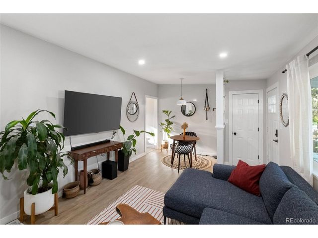 691 S Simms St, Lakewood, CO 80228