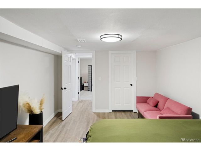 691 S Simms St, Lakewood, CO 80228