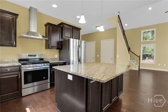 3105 Lincoln Street, Savannah, GA 31404