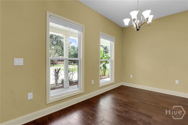 3105 Lincoln Street, Savannah, GA 31404