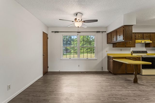 5619 Arrow Head Court, Decatur, IL 62521