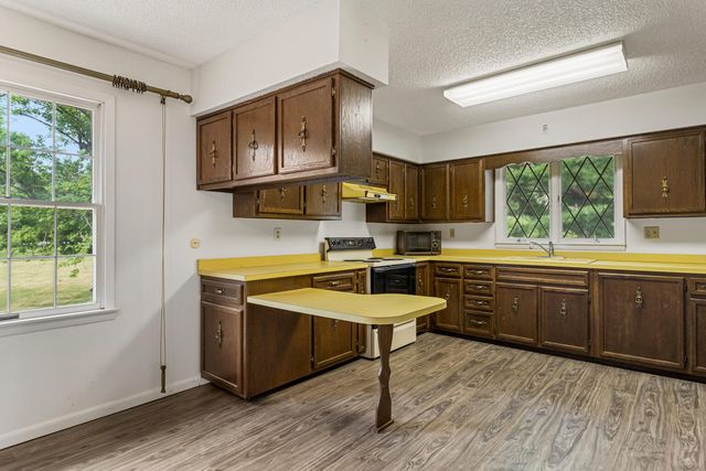 5619 Arrow Head Court, Decatur, IL 62521
