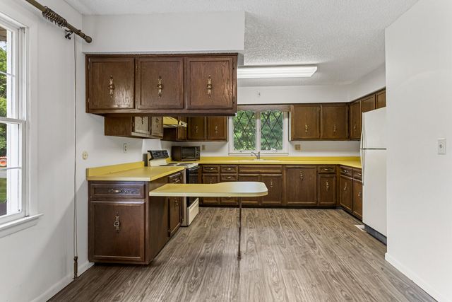 5619 Arrow Head Court, Decatur, IL 62521