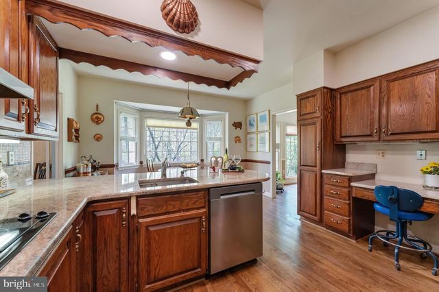7419 GEORGETOWN CT, Mclean, VA 22102