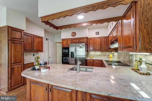 7419 GEORGETOWN CT, Mclean, VA 22102