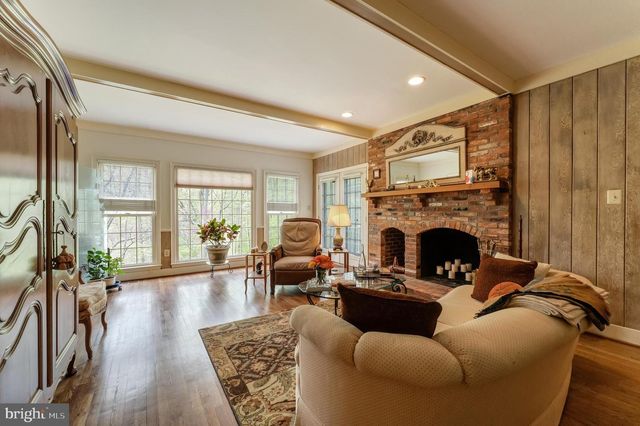 7419 GEORGETOWN CT, Mclean, VA 22102