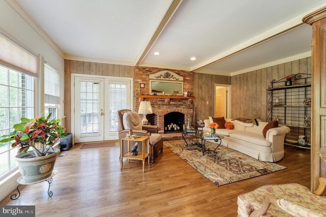 7419 GEORGETOWN CT, Mclean, VA 22102