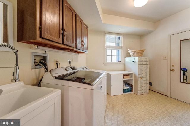 7419 GEORGETOWN CT, Mclean, VA 22102