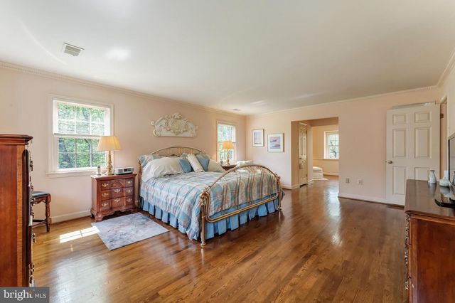 7419 GEORGETOWN CT, Mclean, VA 22102